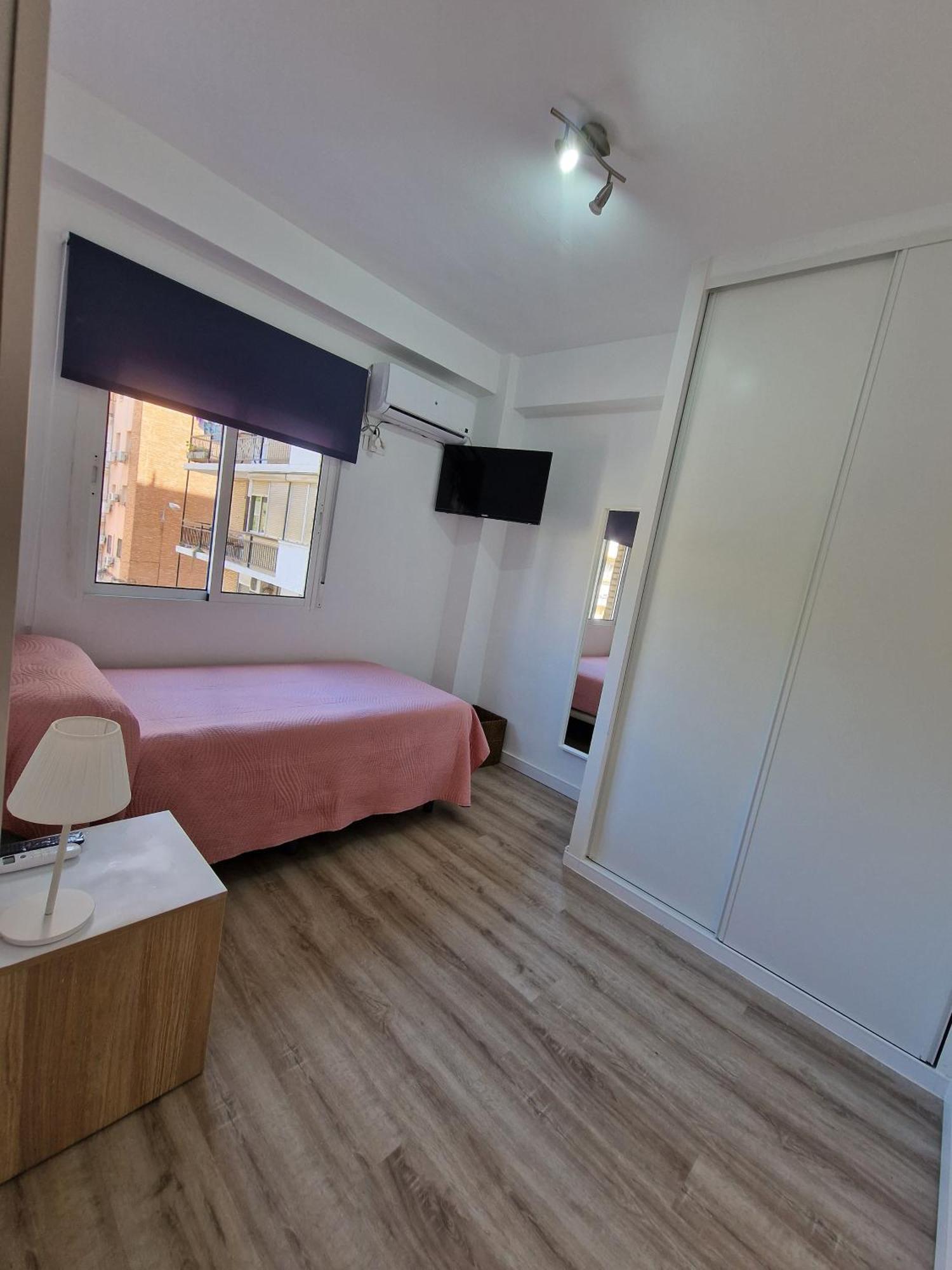 Virgen De Lujan Triana Apartment Sevilla Bagian luar foto