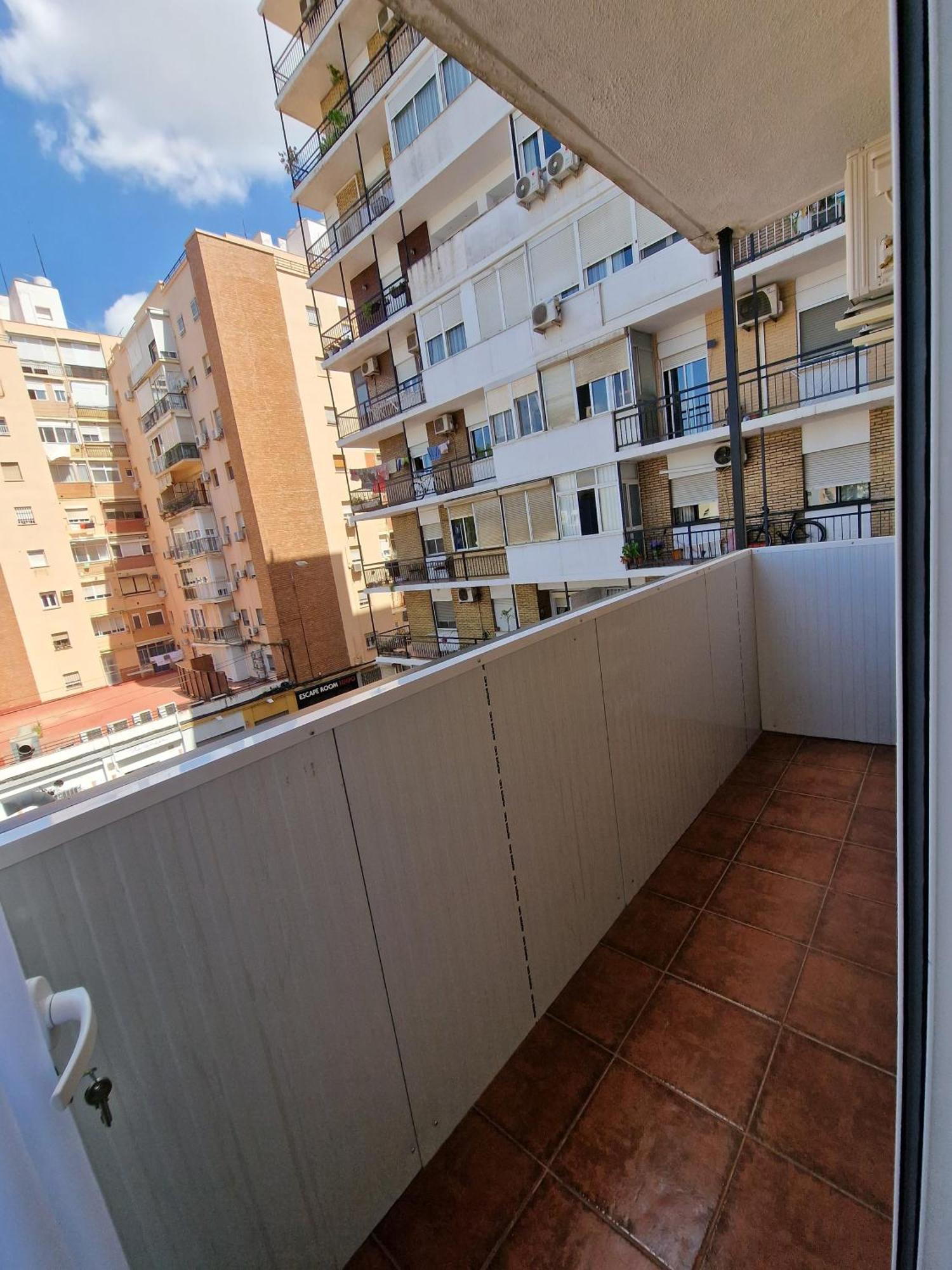 Virgen De Lujan Triana Apartment Sevilla Bagian luar foto