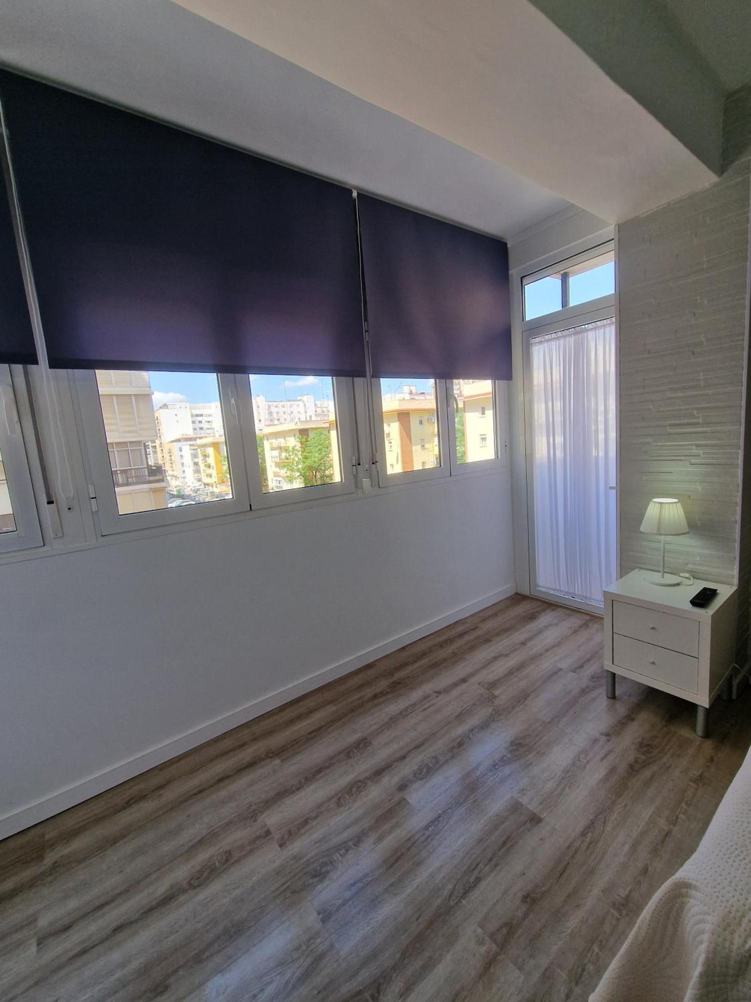 Virgen De Lujan Triana Apartment Sevilla Bagian luar foto
