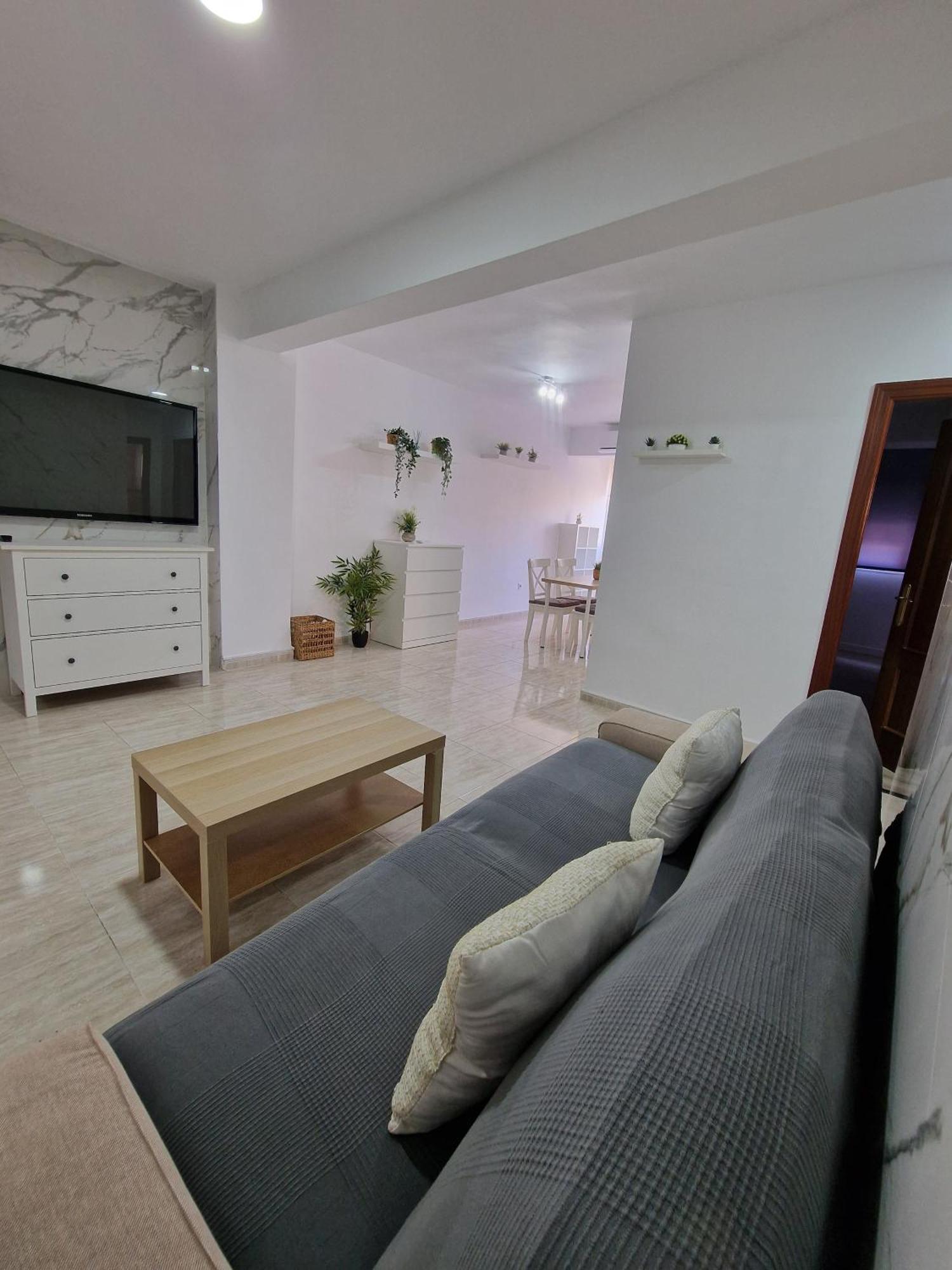 Virgen De Lujan Triana Apartment Sevilla Bagian luar foto